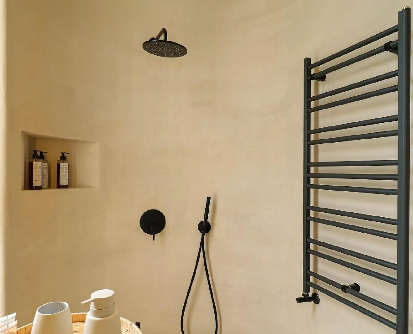 Vake Oasis - Modern And Comfortable Apt - By Wehost Tbilisi Lägenhet