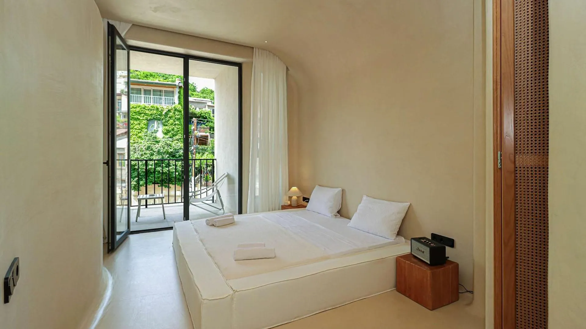 Vake Oasis - Modern And Comfortable Apt - By Wehost Tbilisi 0*,