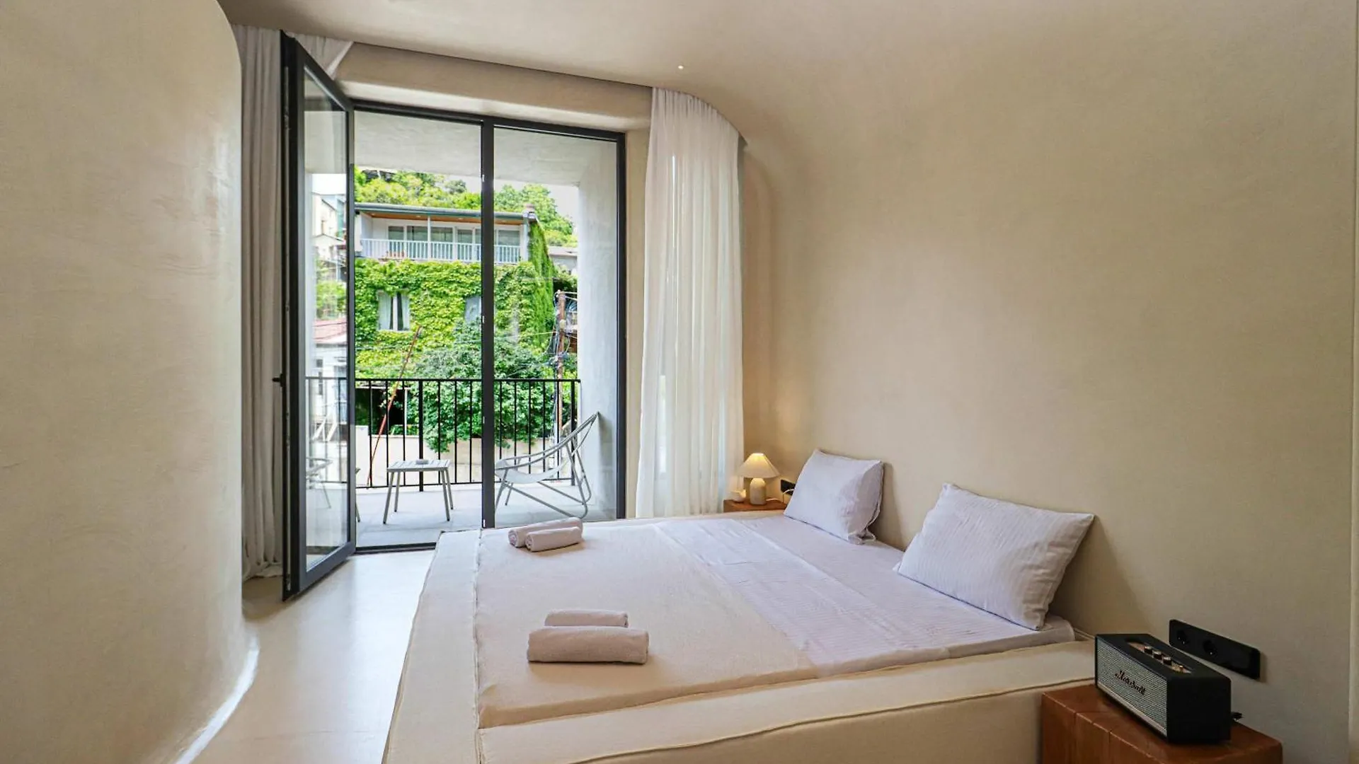 Lägenhet Vake Oasis - Modern And Comfortable Apt - By Wehost Tbilisi Georgien